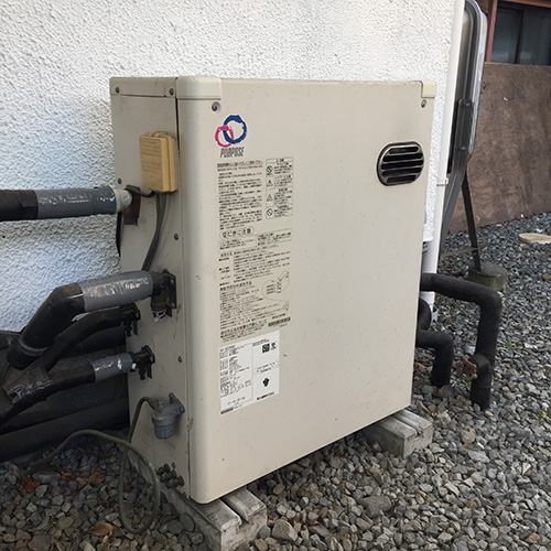 ノーリツ(NORITZ)製石油給湯器 OX-407YV の製品写真。貯湯式の給湯専用タイプ。