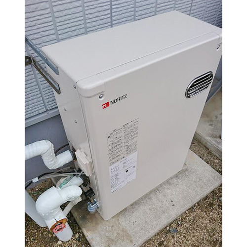 ノーリツ(NORITZ)製石油給湯器 OTX-3102YV の製品写真。セミ貯湯式の標準タイプ。